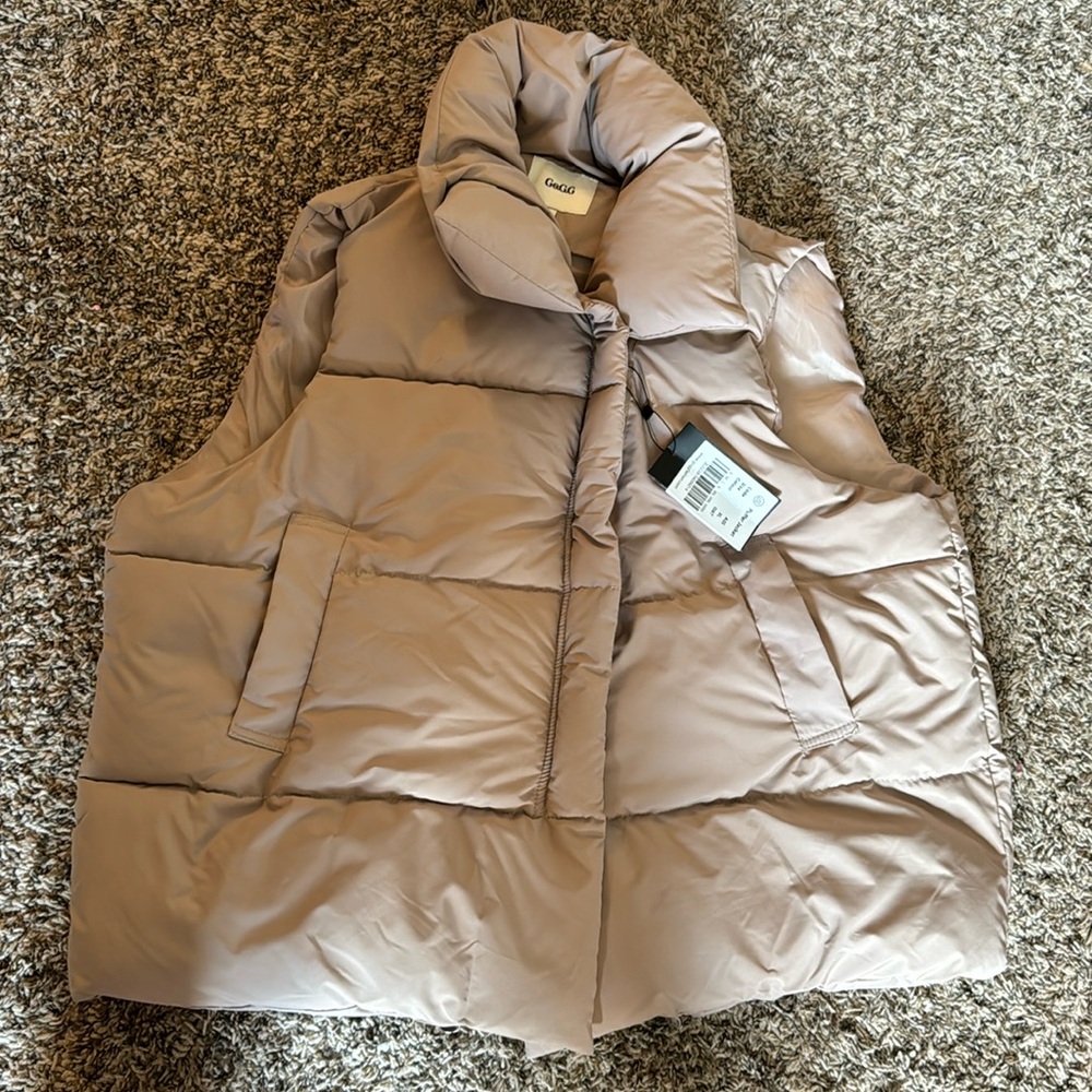 NWT Go.G.G Oversized Puffer Vest